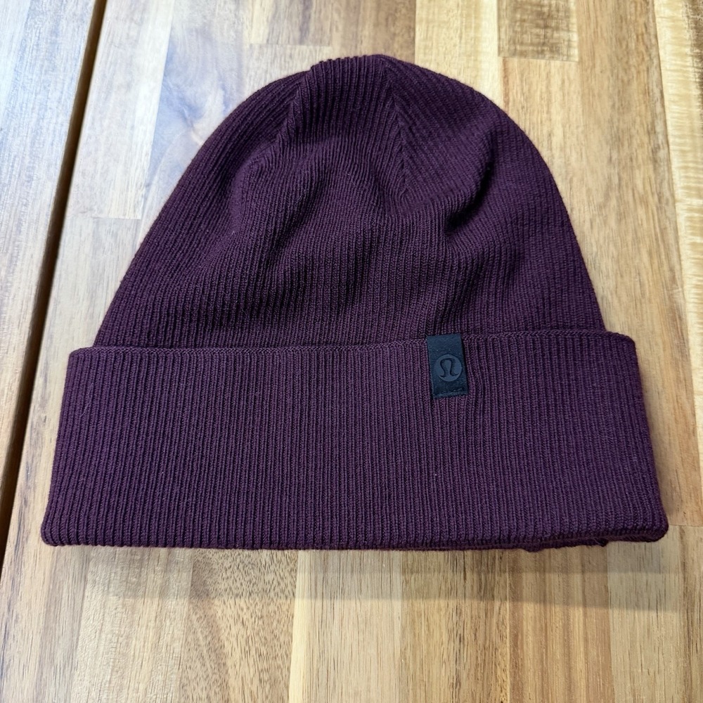 Lululemon Beanie Burgundy